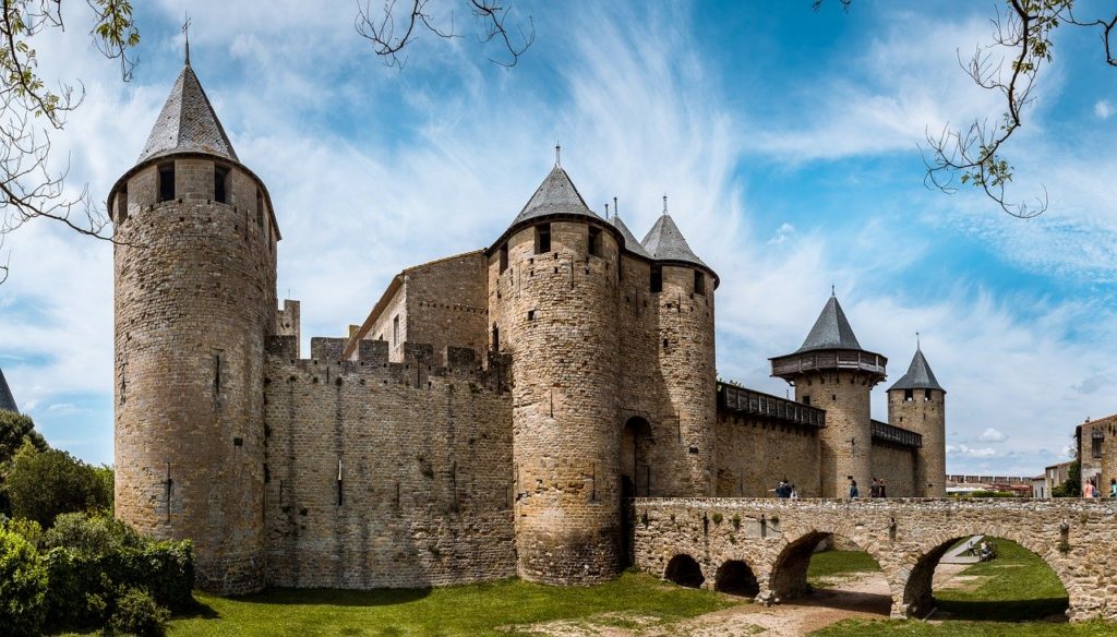 Jedním z nejzachovalejších středověkých měst je Carcassonne